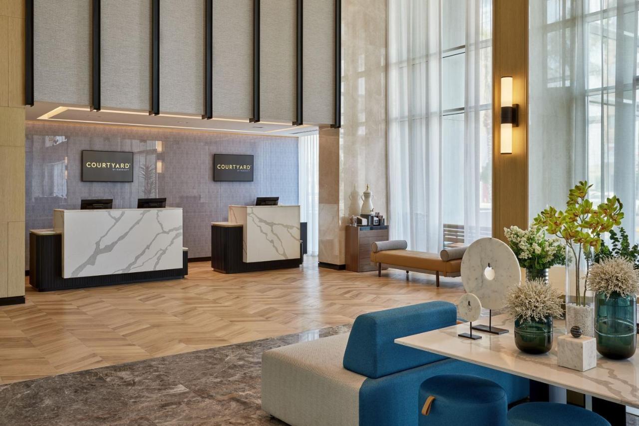 Courtyard By Marriott Jubail Hotel Eksteriør billede
