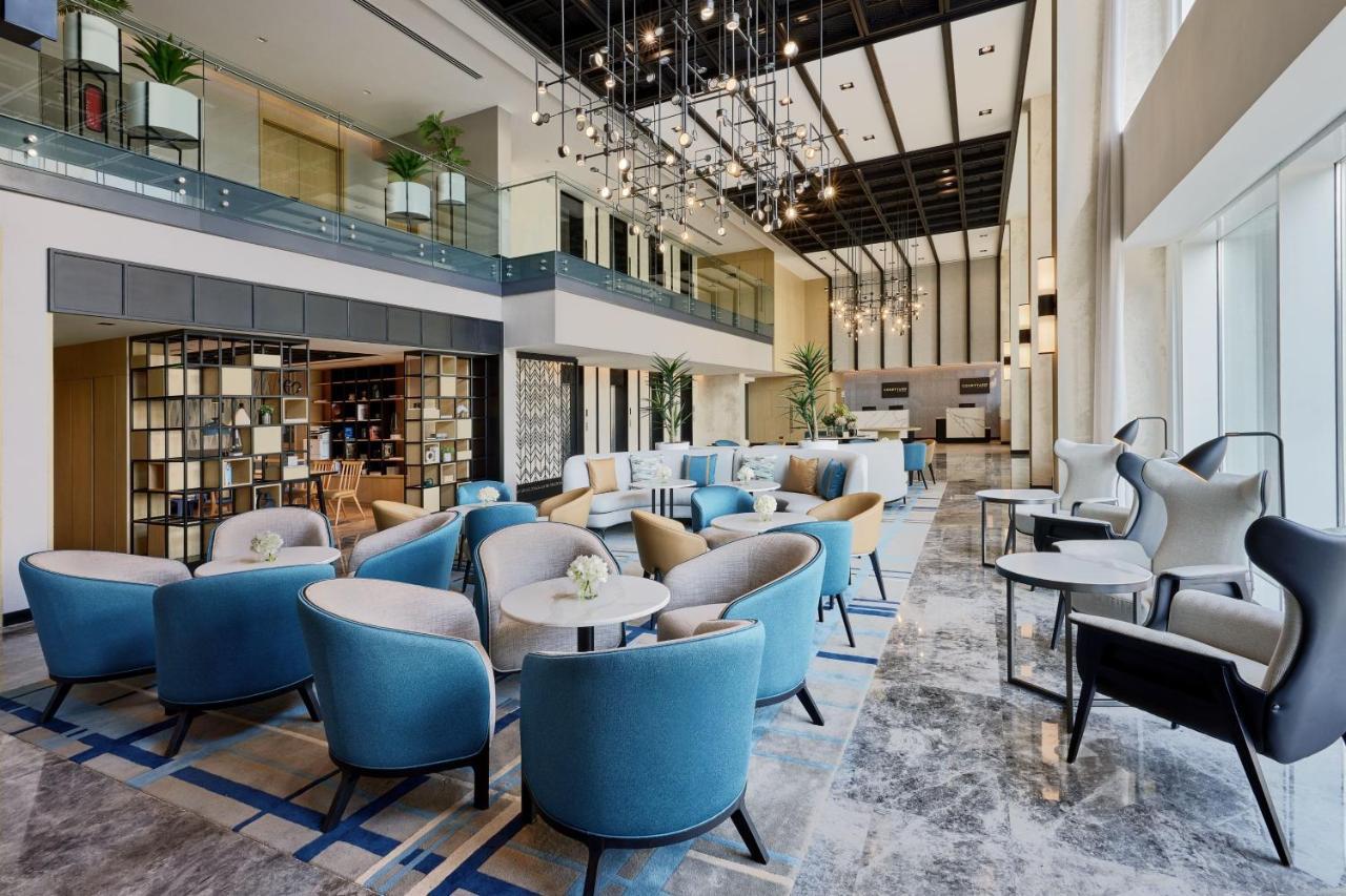 Courtyard By Marriott Jubail Hotel Eksteriør billede