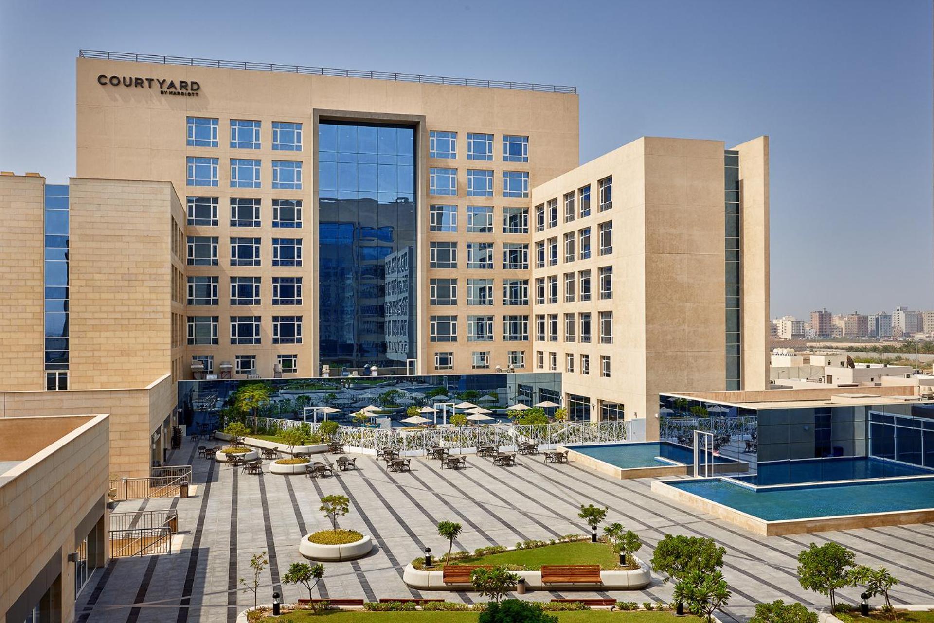 Courtyard By Marriott Jubail Hotel Eksteriør billede